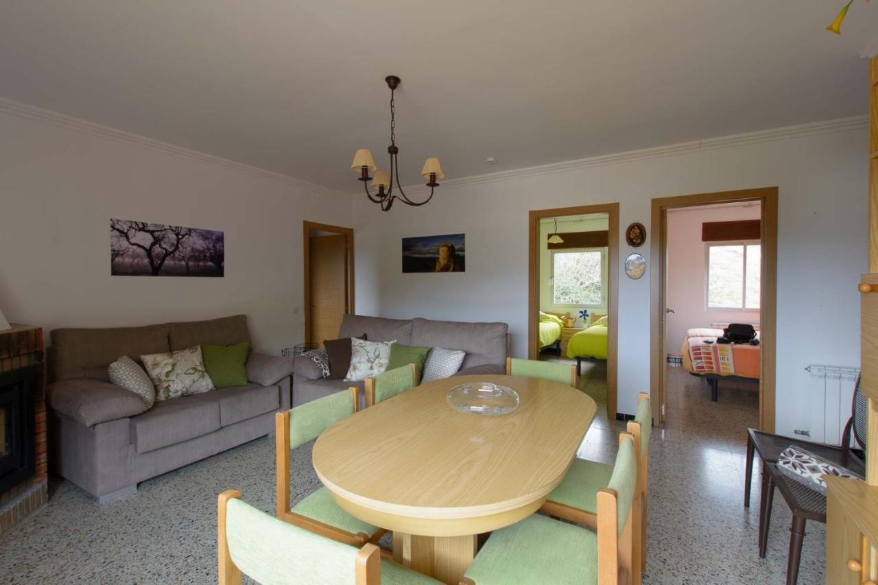 Apartaments La Pertusa 2O Corca  Esterno foto