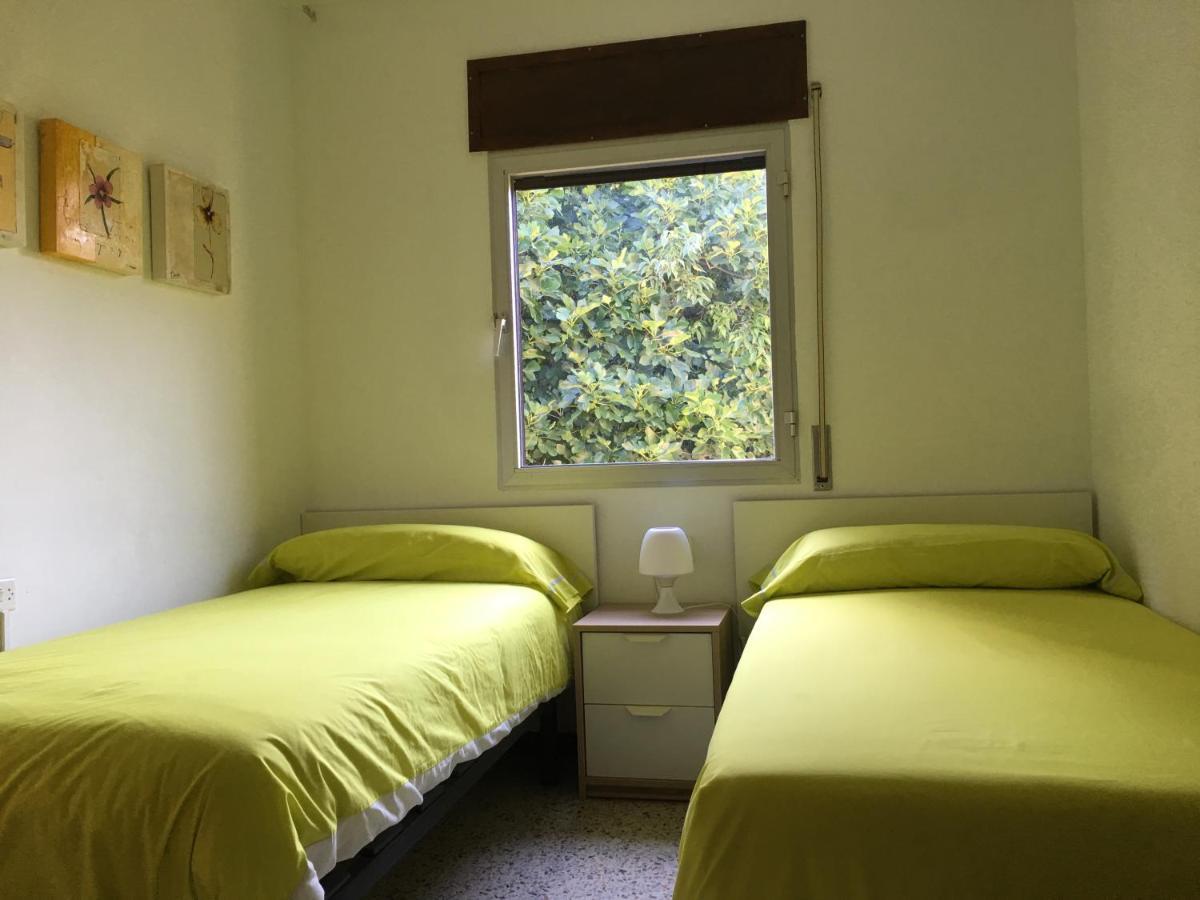 Apartaments La Pertusa 2O Corca  Esterno foto