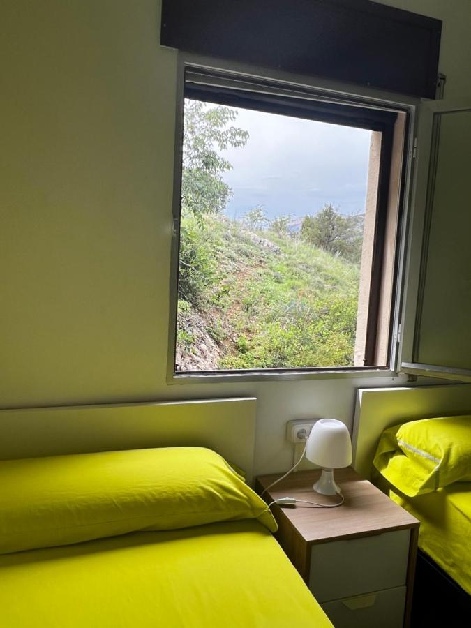 Apartaments La Pertusa 2O Corca  Esterno foto
